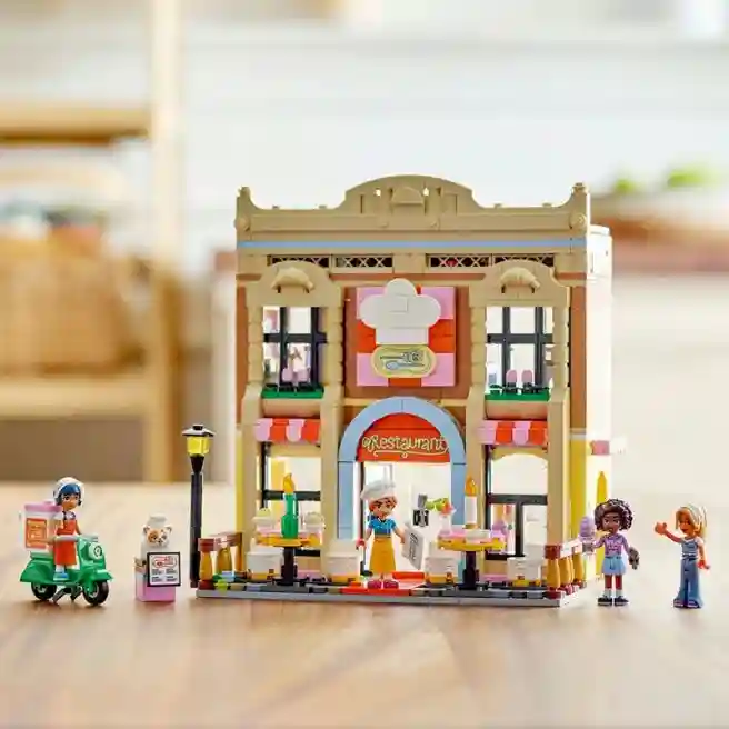 Constructor LEGO Friends Restaurant și școală culinară, art. 42655