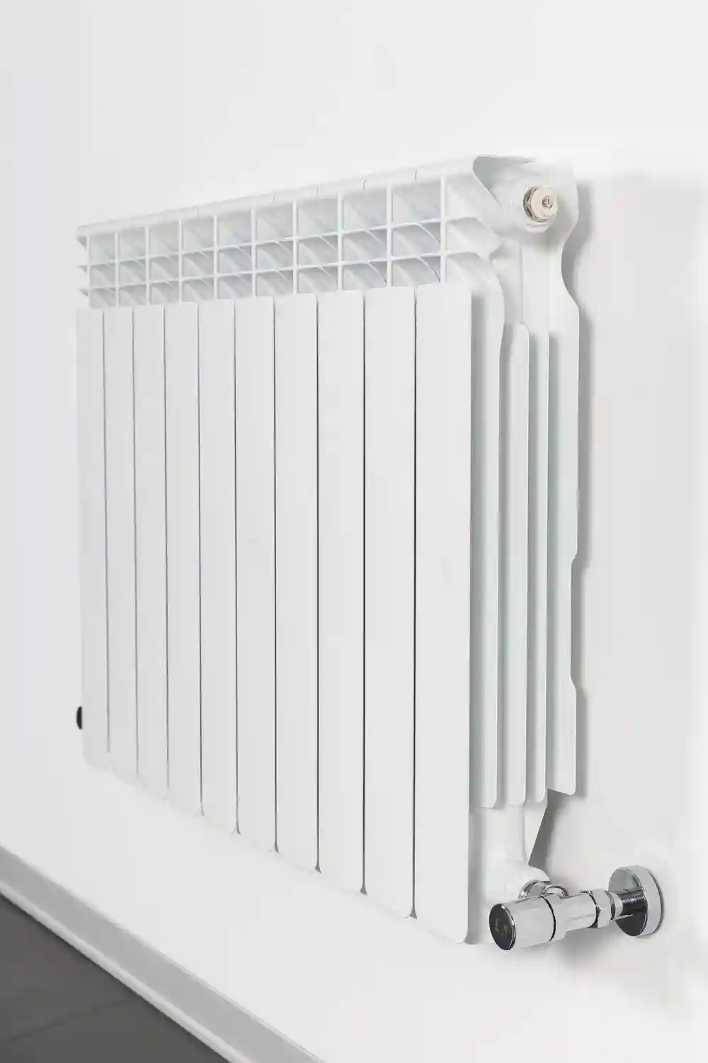Радиатор алюминиевый Helyos EVO 350(428)x80 мм 0.26 л PN20 (1 секция)  RADIATORI2000