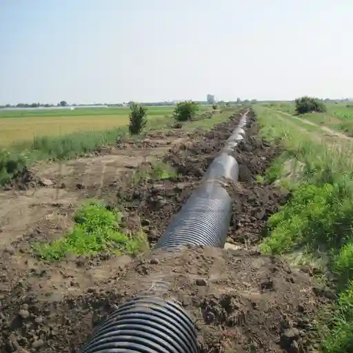 Труба гофрированная канализационная HDPE SN8 OD.1000 (850) с раструбом и манжетой L=6 м