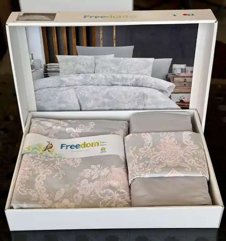 Lenjerie de pat Bed Linen Set (2 fețe de pernă+plic+cearsaf) FreeDom cutie albă