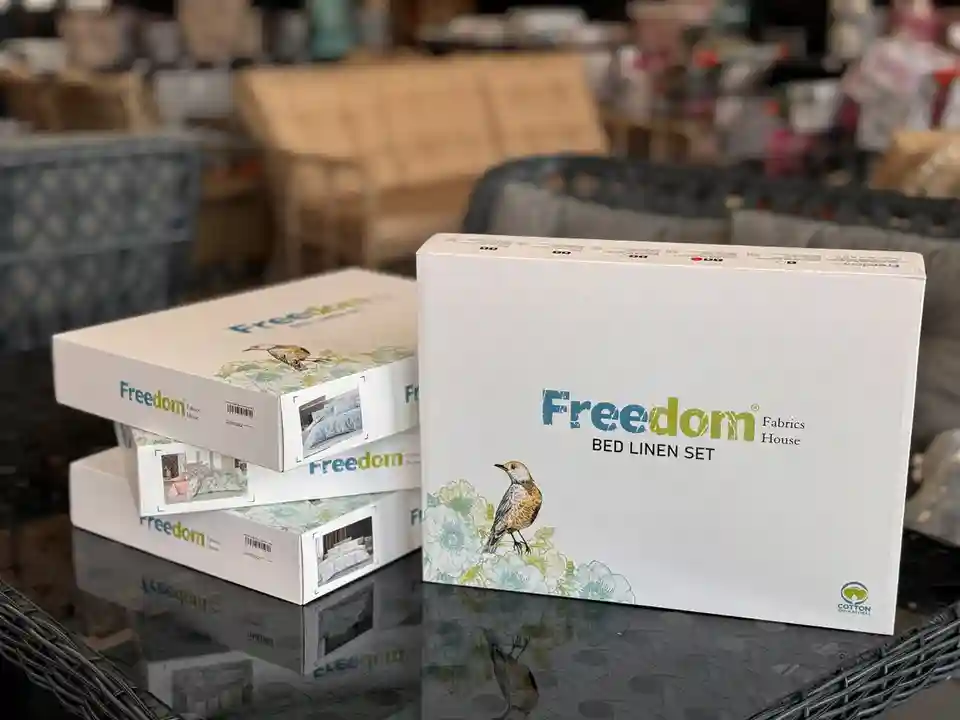Lenjerie de pat Bed Linen Set (2 fețe de pernă+plic+cearsaf) FreeDom cutie albă