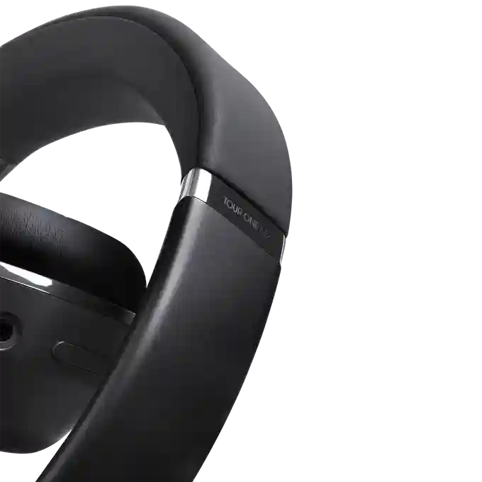 JBL Tour One M2 Black