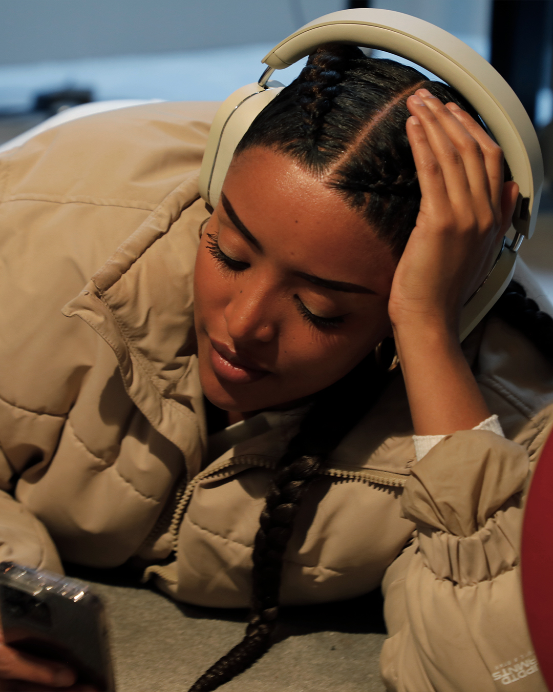 MONDO Over-Ear Greige