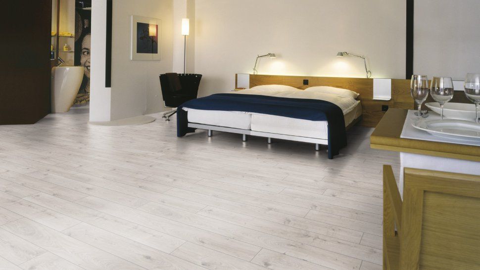 Parchet laminat Kronotex Mammut Stejar Everest Alb D 3179
