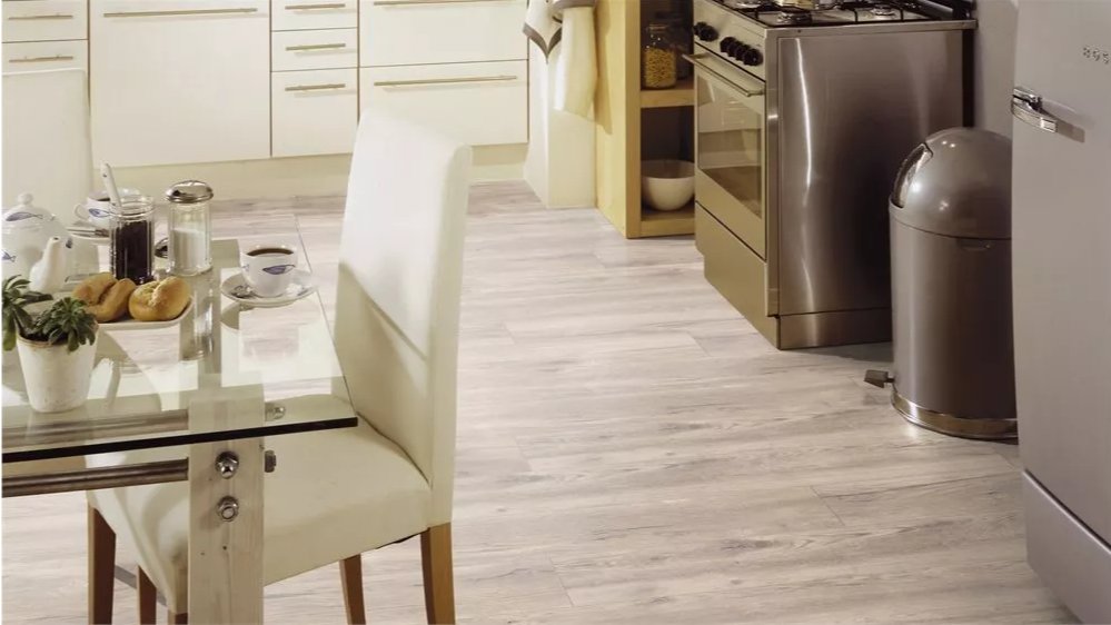 Parchet laminat Kronotex Stejar bej Pettersson D 4763 8mm