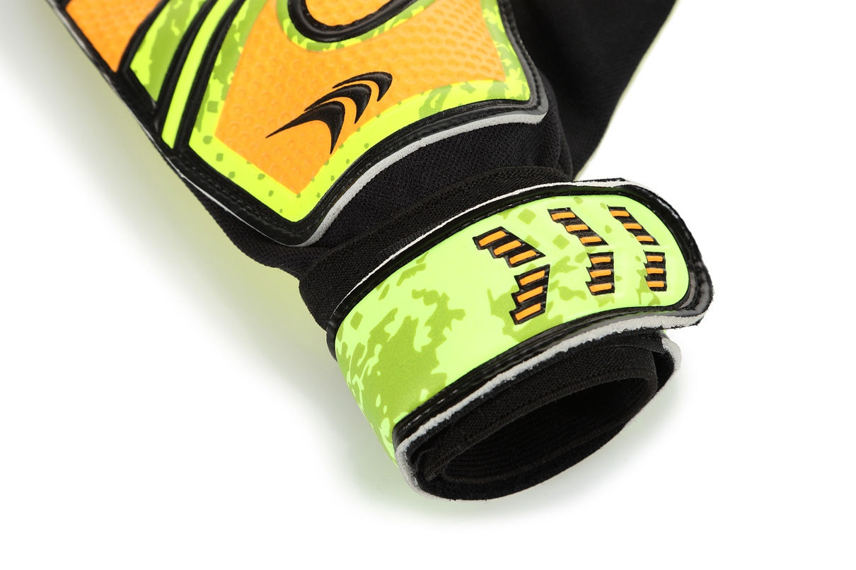 Manusi fotbal portar m.6 Yakimasport Goal Blocker 100722 (9983)