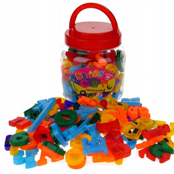 Set de litere si cifre magnetice (80 buc.) 0106 (7661)