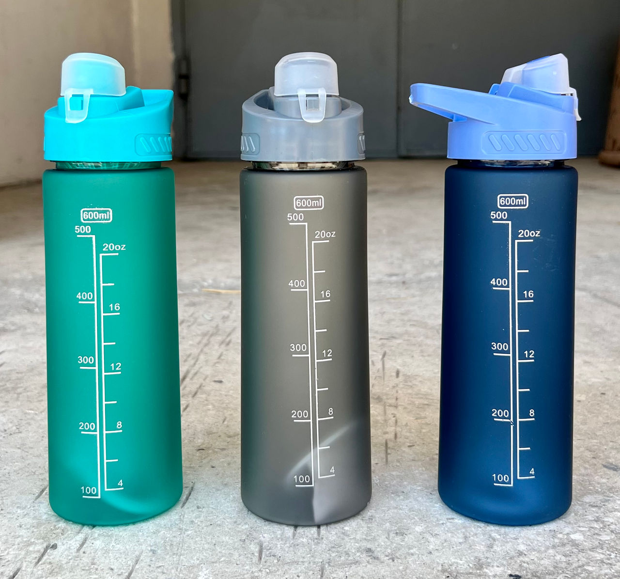 Sticla pt apa din plastic 600 ml Sup S171-1 (2188)