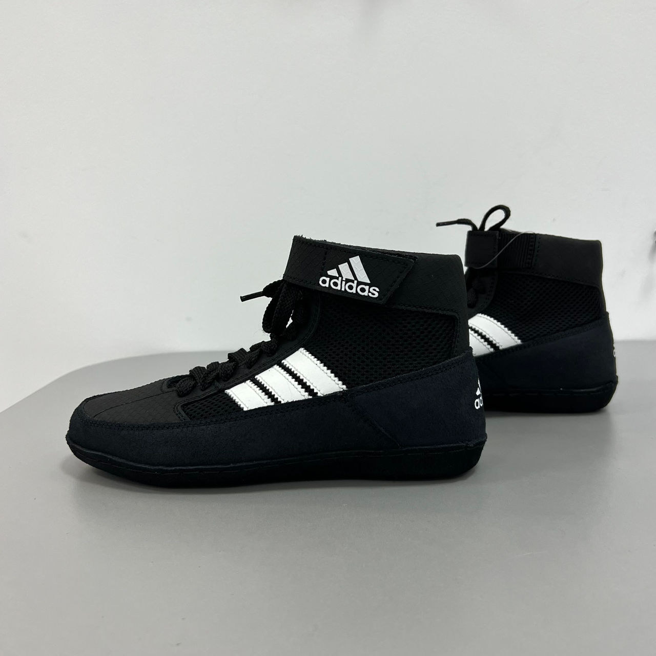 Incaltaminte lupta din suede m.36 Adidas (10638)