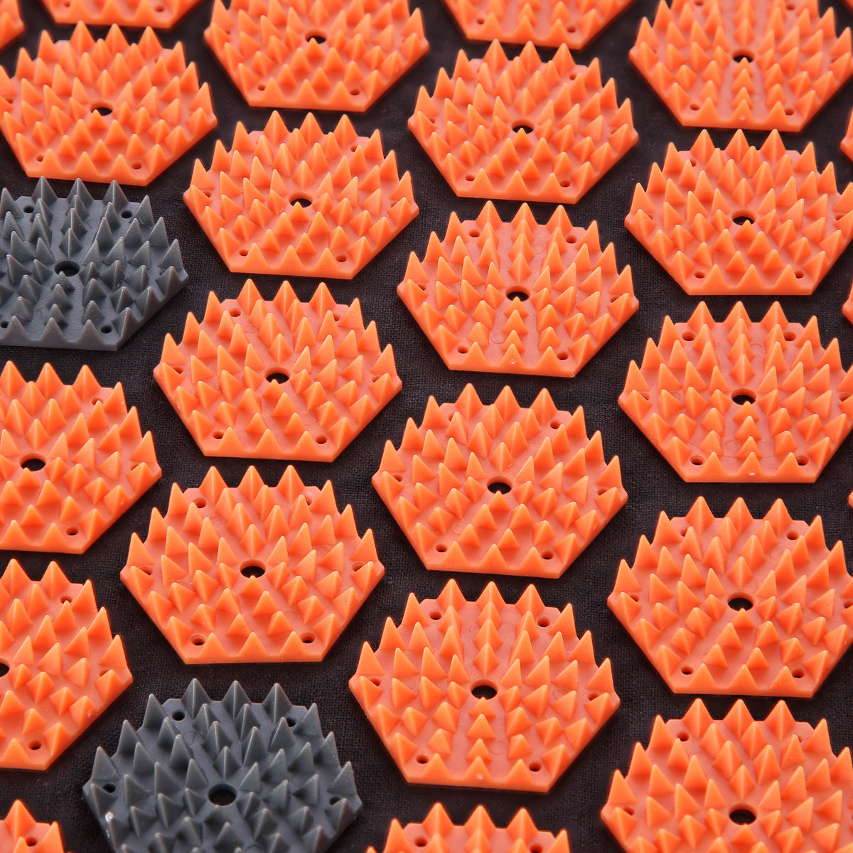 Set acupunctura (saltea + perna) 65x42 cm HMS Premium AKM01 17-44-300 black-orange (4141)
