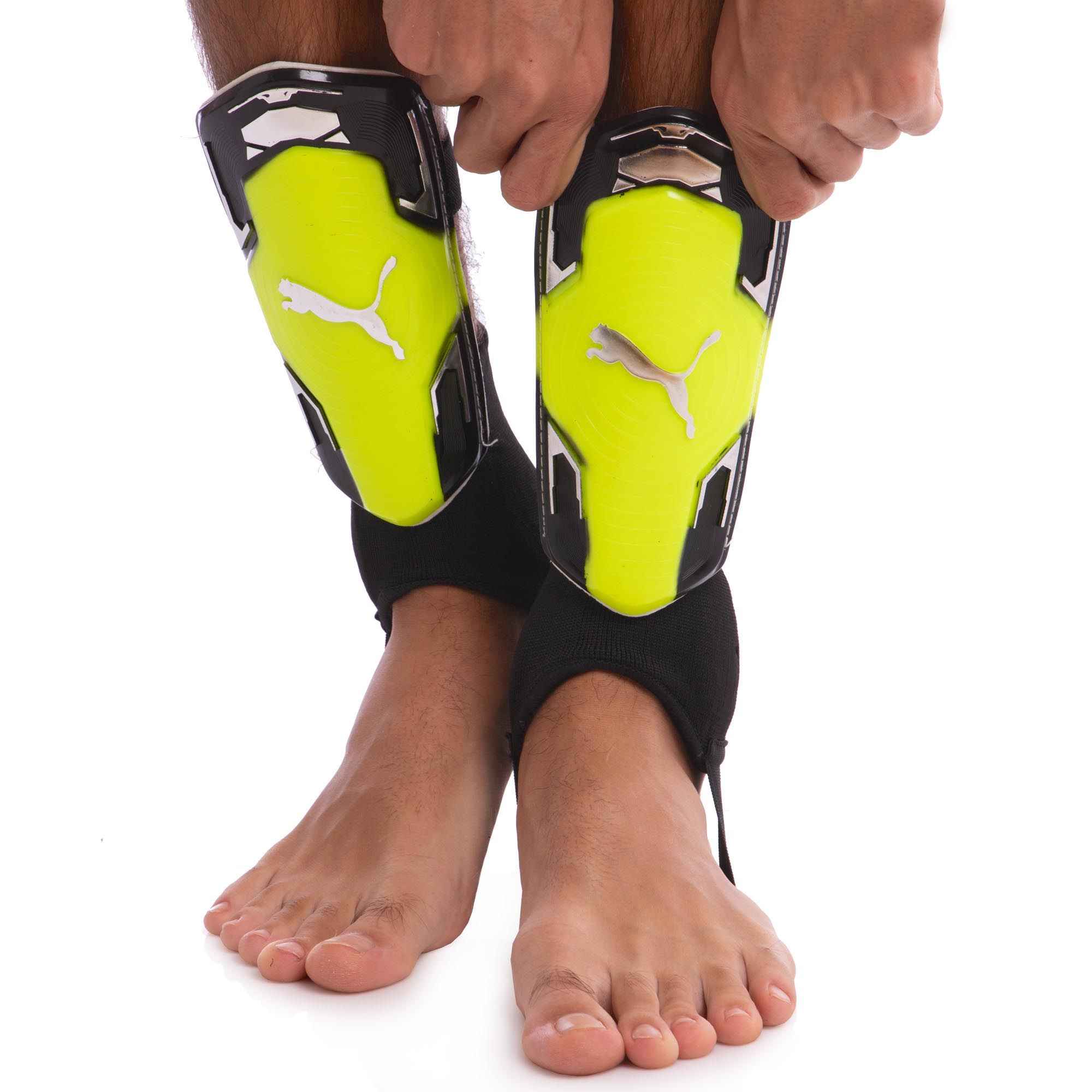 Protectii pt fotbal M l=20 cm (plastic, EVA) FB-662A (2474)