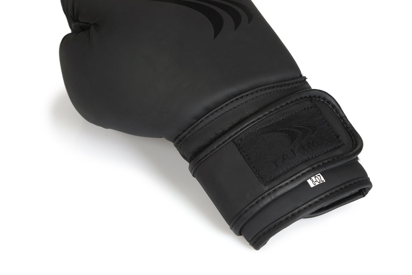 Manusi box 10 oz Yakimasport 100509 black/matt (6172)