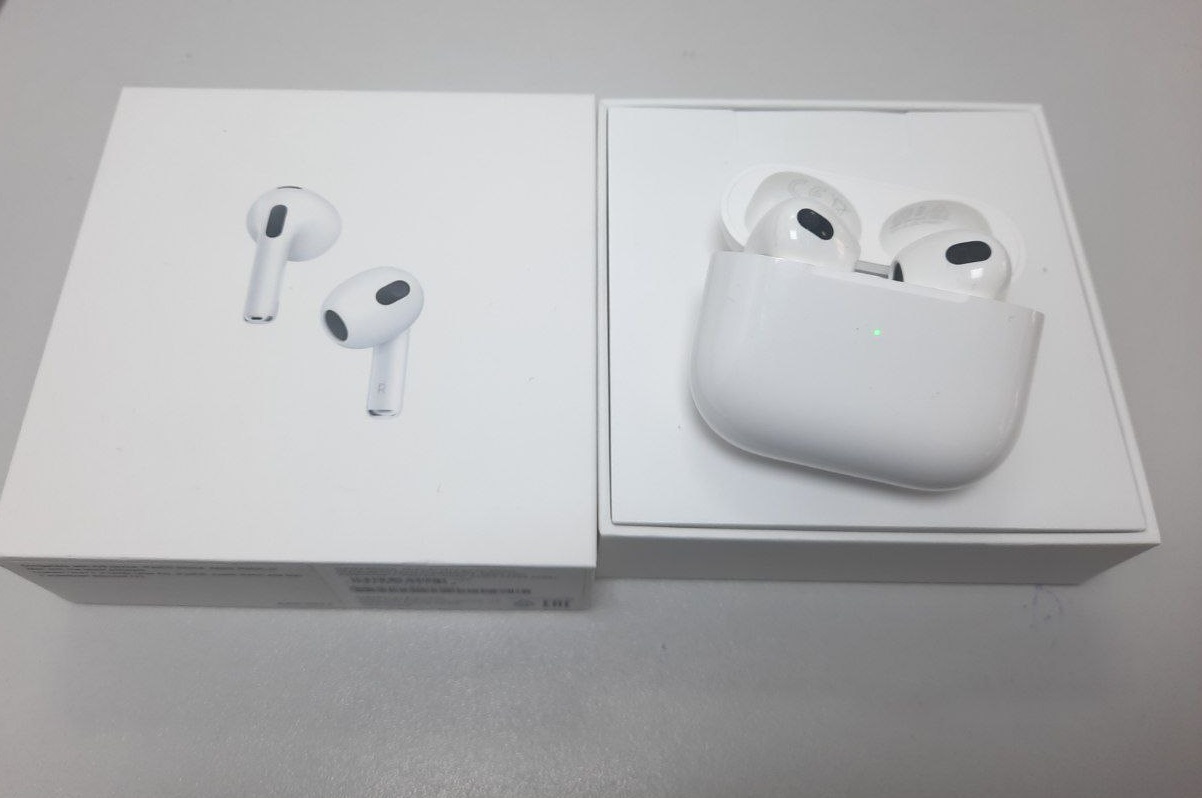 AirPods 3