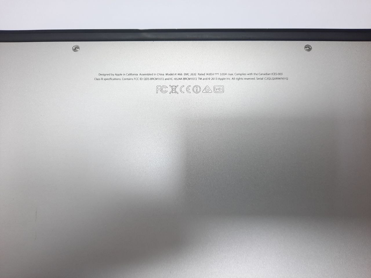 MacBook Air 13 (mid 2013) Intel Core i5-4250U/ RAM 4 GB/ SSD 128 GB/ Intel HD Graphics 5000