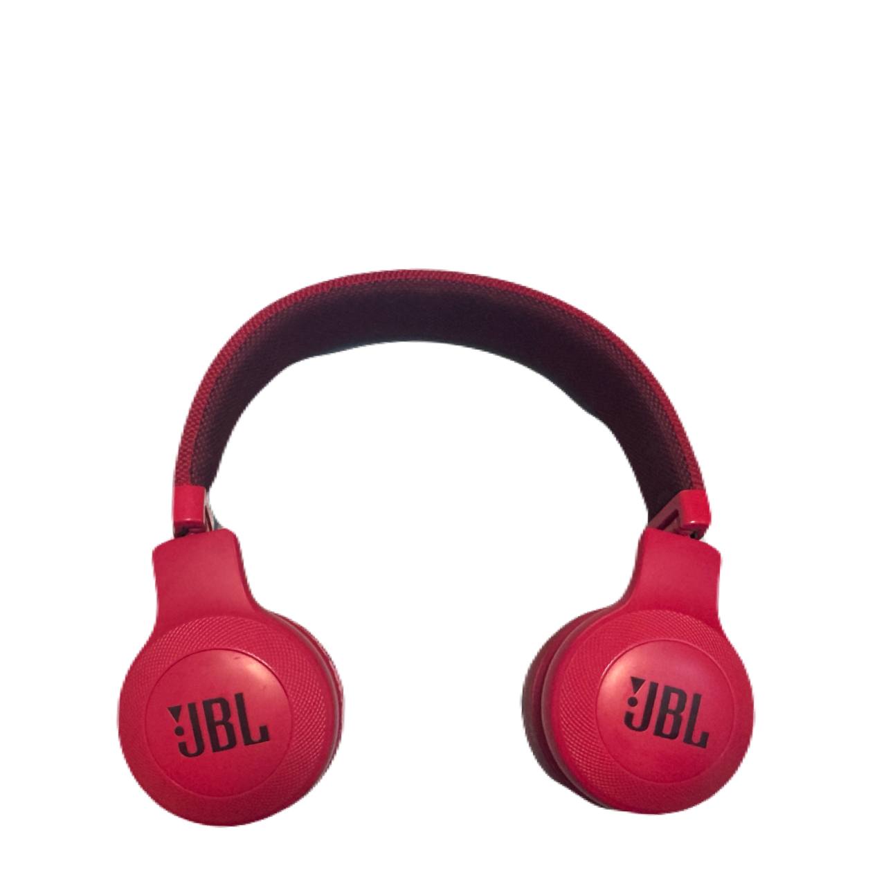 JBL E45BT