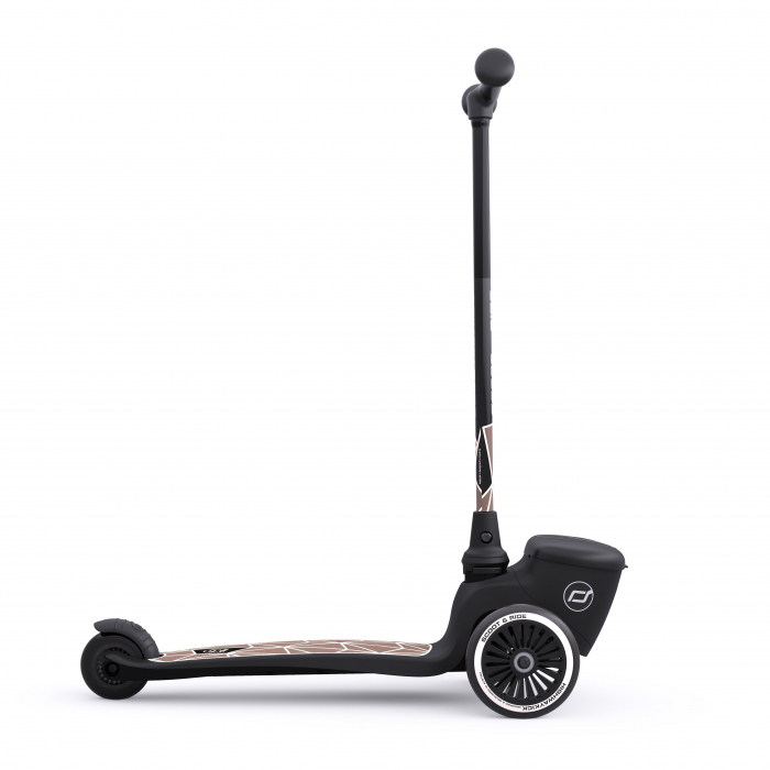 Trotineta Highwaykick 2 lifestyle brown lines