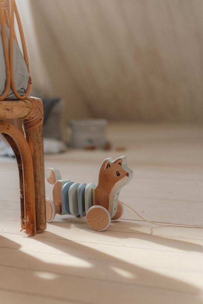 Jucarie din lemn FSC cu roti si snur pentru tras - Vulpe - Forest Friends - Little Dutch 