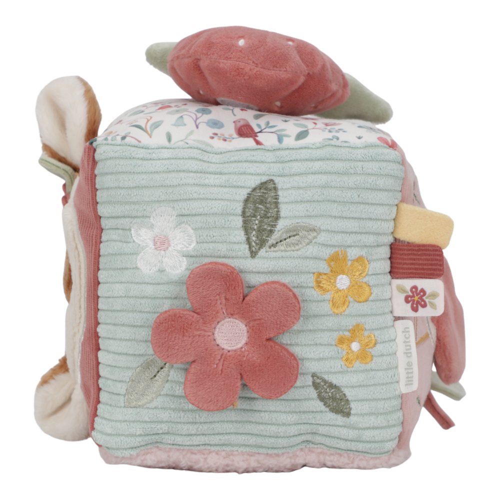 Cub senzorial pentru bebelusi - Fairy Garden - Little Dutch 