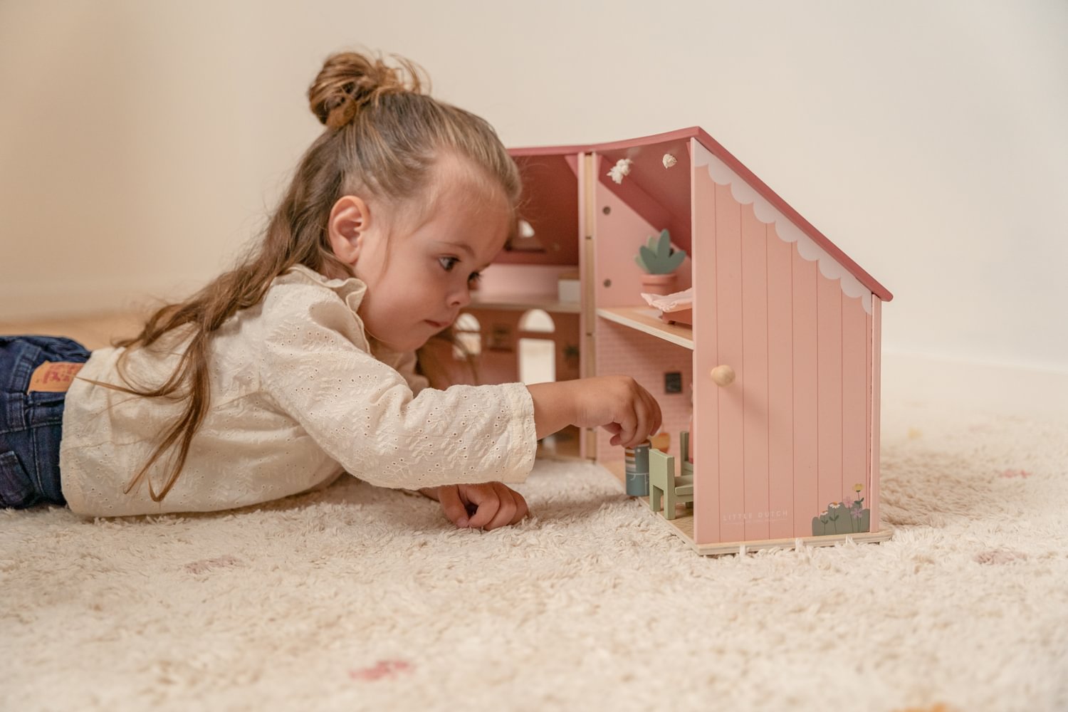 Casuta de papusi portabila din lemn FSC cu mobilier - Little Dutch LD 7116