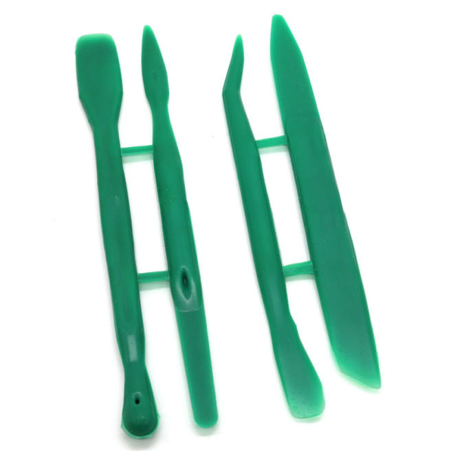 Planşe şi accesorii pentru modelat plastilină