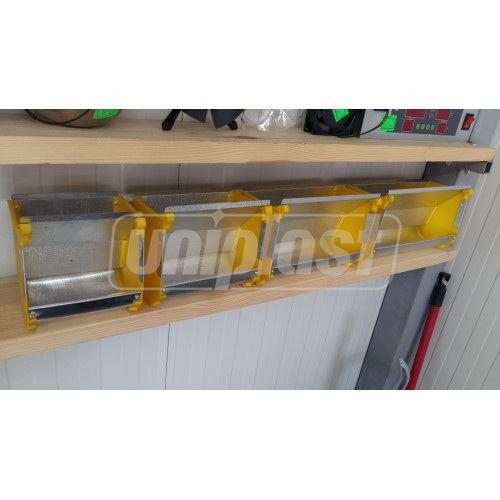 Hranitoare pentru iepuri 20 cm
