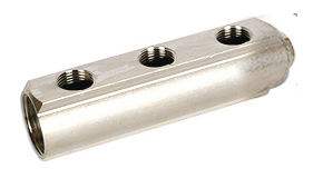 Корпус коллектора D. 3/4" М/М x 1/2" М 3 выхода (межосевое расстояние А=38 мм) PN10 850/38  ITAP