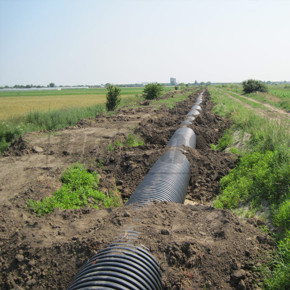 Труба дренажная гофрированная HDPE OD.250 (216) SN4 270° с раструбом L=6 м