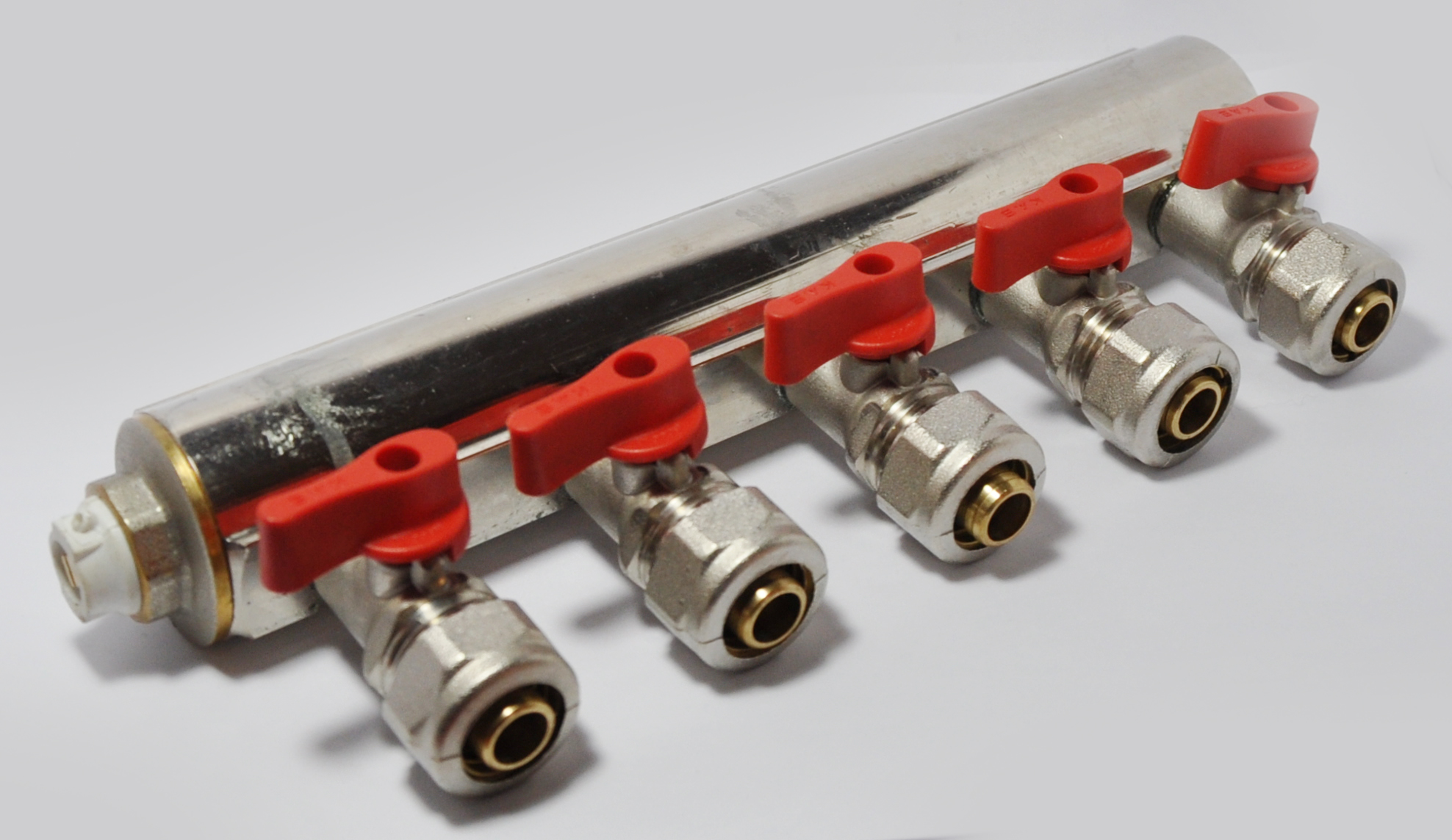 Distribuitor D. 1" FI/FI x 16 PEX  5 cai (robinet bila)  KAS
