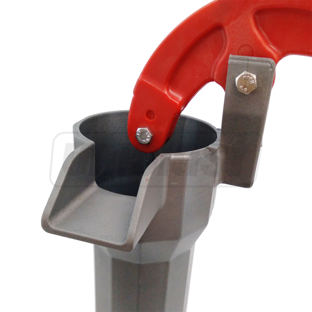 Pompa de apa manuala D. 1.1/4" pina la 7 m 9467 MTS