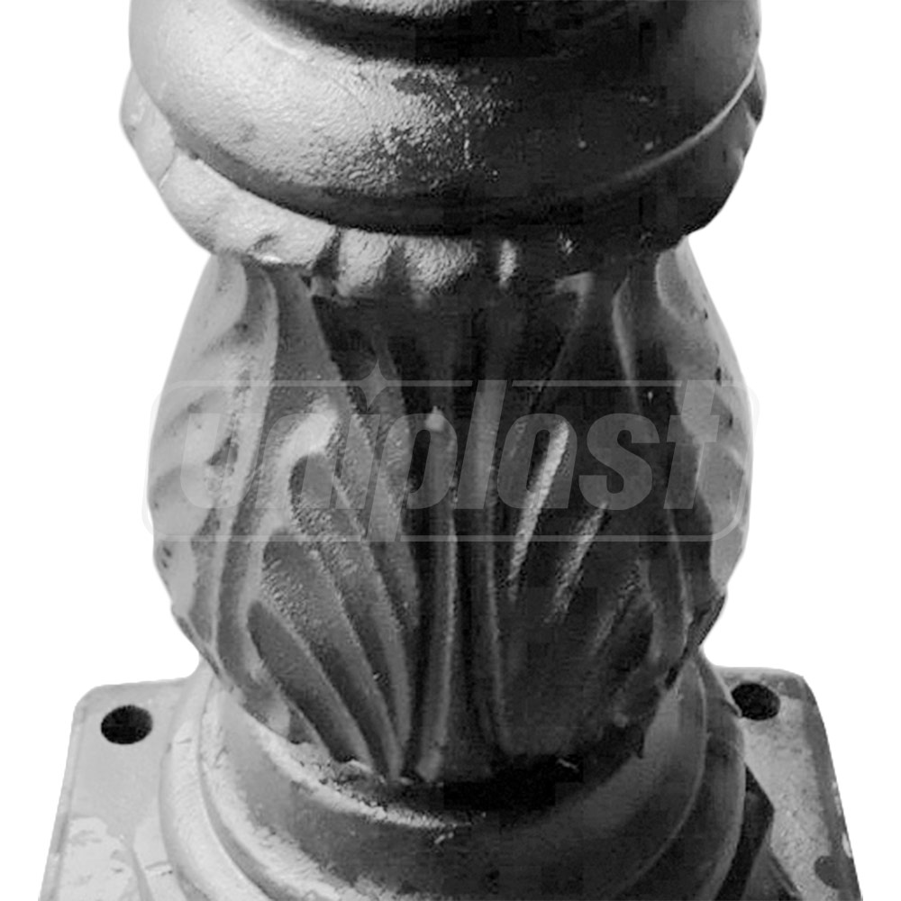 Stalp delimitator din fonta cu talpa H=48.5 cm / baza talpei 24.5 cm