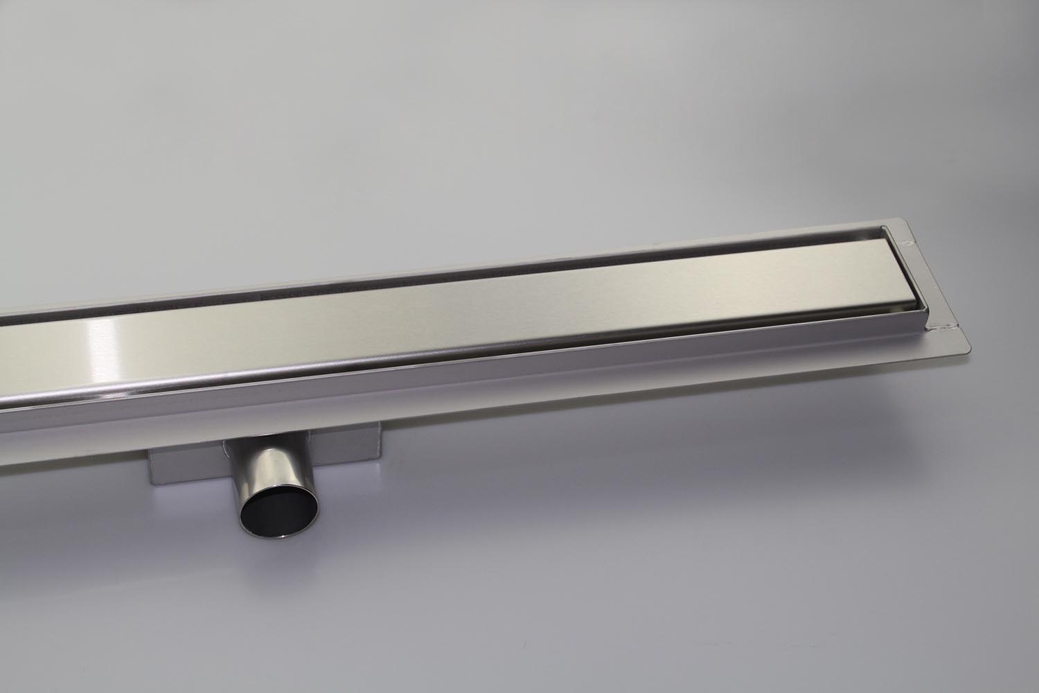 Rigola de dus lineara set 600 x 70 mm D. 50 x 90° SMOOTH (Otel Inox, neted) FLH40-A2 С15  UNIPLAST