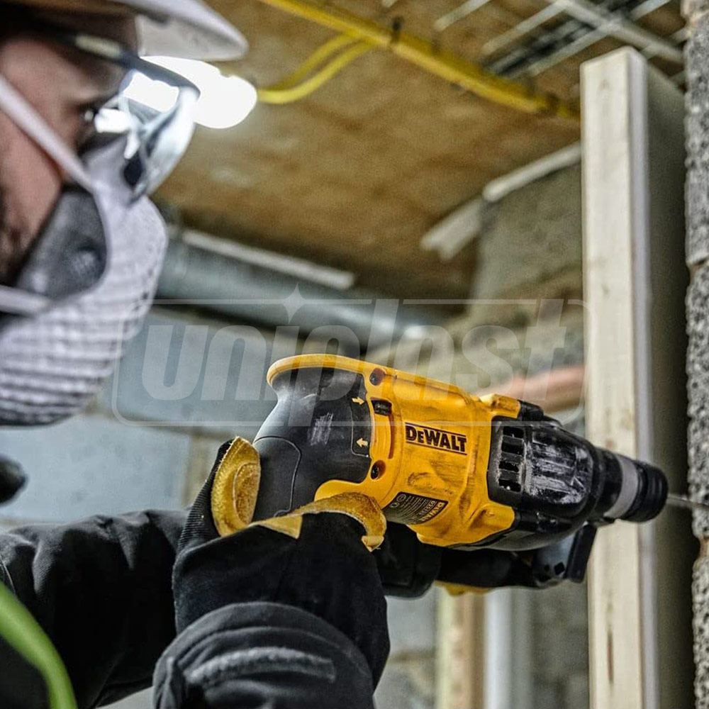 Перфоратор D25133K-QS SDS-plus 2.6J 800W  DEWALT