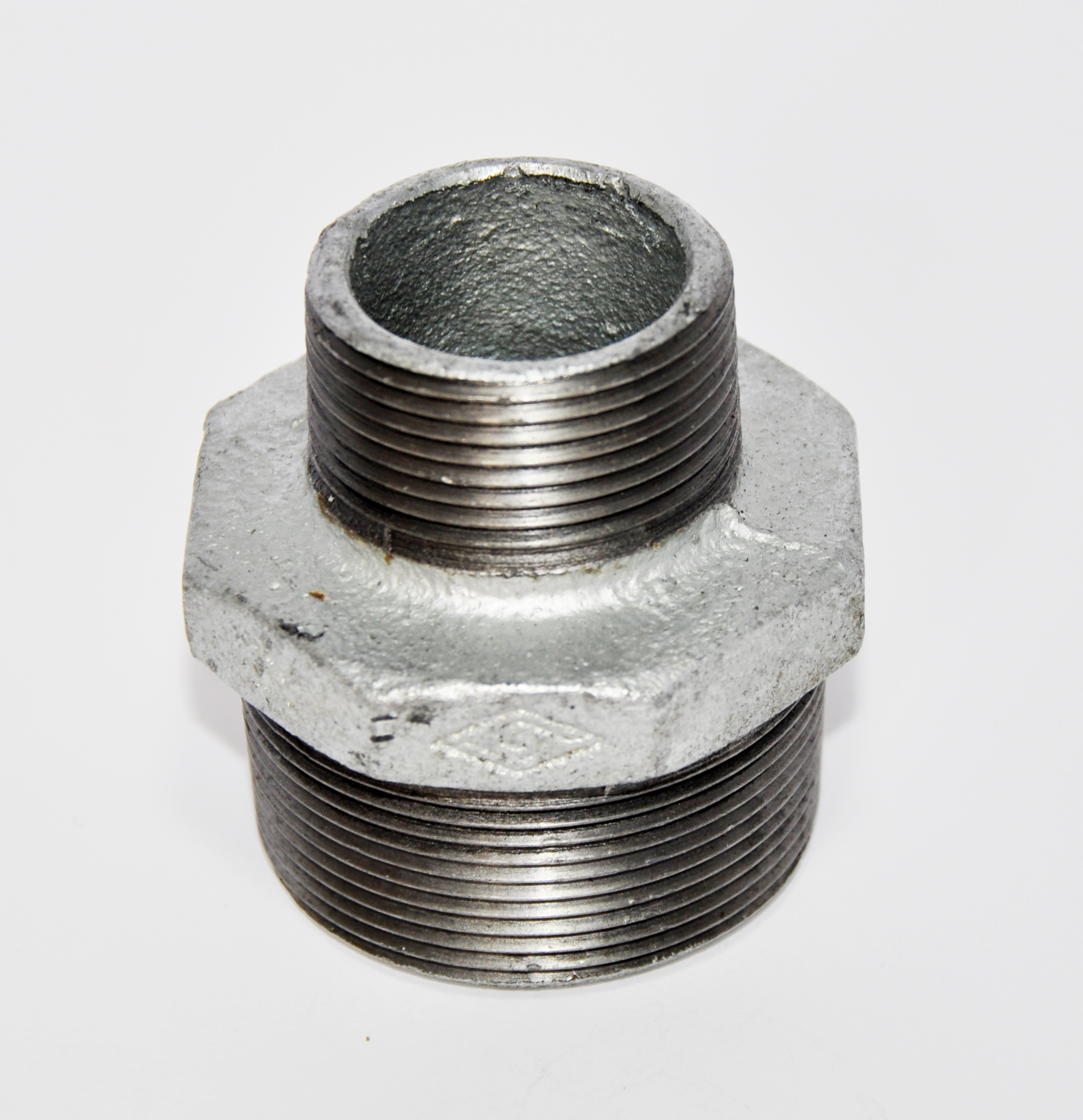 Niplu redus D. 2" x 1.1/4" galvanizat HY